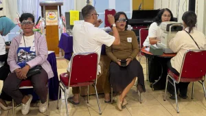 KKK dan YAMI Gelar Bakti Sosial Pemeriksaan Mata dan Kacamata Gratis di Bekasi