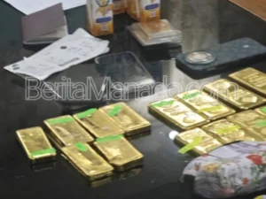 Diduga Bakal Dibawa ke Luar Negeri, Ini Penampakan 16 Emas Batangan yang Disita Polisi dari WNA Tiongkok di Manado
