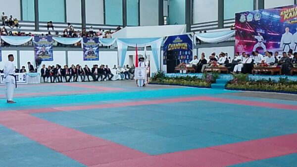 Hengky Honandar Hadiri Karate Open Tournament Kajati Cup V 2026, Bitung Jadi Panggung Atlet Berprestasi 11 Hengky Honandar Hadiri Karate Open Tournament Kajati Cup V 2026, Bitung Jadi Panggung Atlet Berprestasi