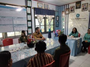 Ellen Honandar Sondakh Ingatkan Calon Pengantin di Tanjung Merah, Saling Menghargai Jadi Kunci Rumah Tangga Harmonis