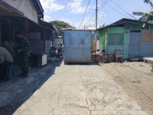 Breaking News: Dua Kelompok di Bitung Tengah Kembali Bentrok, Warga Cantik Manis Blokir Jalan