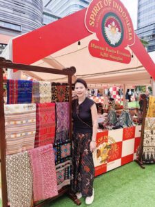 Kerajinan Tradisional Indonesia Sukses Pukau Warga Shanghai