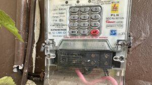 Bahlil Tahan Kenaikan Tarif Listrik hingga September 2026