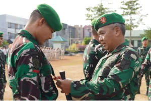 Pangdam XIII/Merdeka Apresiasi 20 Prajurit Peraih Medali di Pencak Silat dan Karate