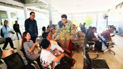 Sentuhan Hangat di RSUP Kandou: Dirut Starry Rampengan Blusukan Dengar Keluhan Pasien