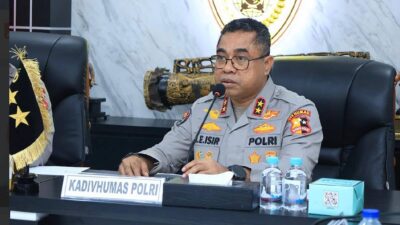Kepala Divisi Humas Polri Irjen Pol Johnny Eddizon Isir