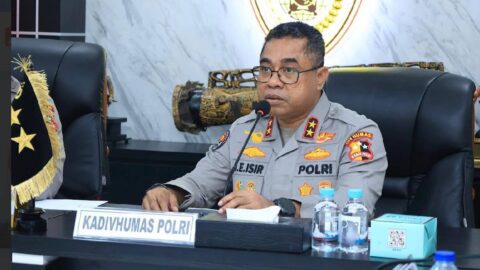 Kepala Divisi Humas Polri Irjen Pol Johnny Eddizon Isir