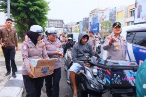 Wakapolda Sulut Turun Langsung Pantau Antrean BBM di Tiga SPBU Manado